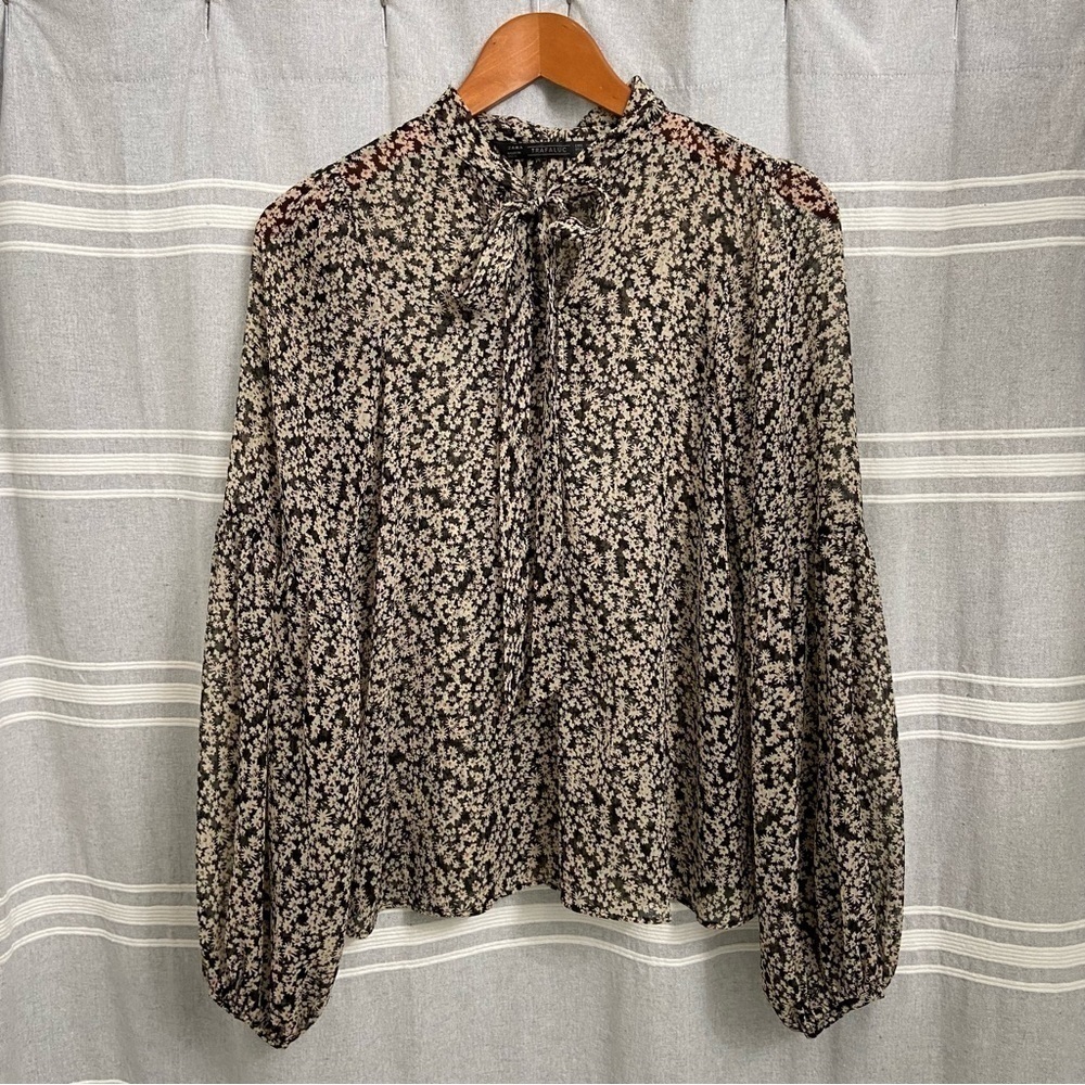 ZARA / Trafaluc Floral Print‎ Semi-sheer Long Sleeve Blouse Size S